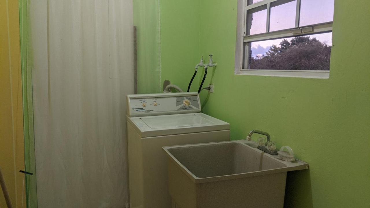 T.Cole'S Holiday Rental Saint James Bagian luar foto