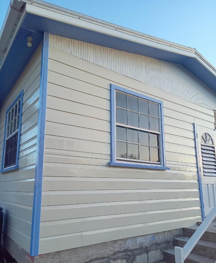 T.Cole'S Holiday Rental Saint James Bagian luar foto