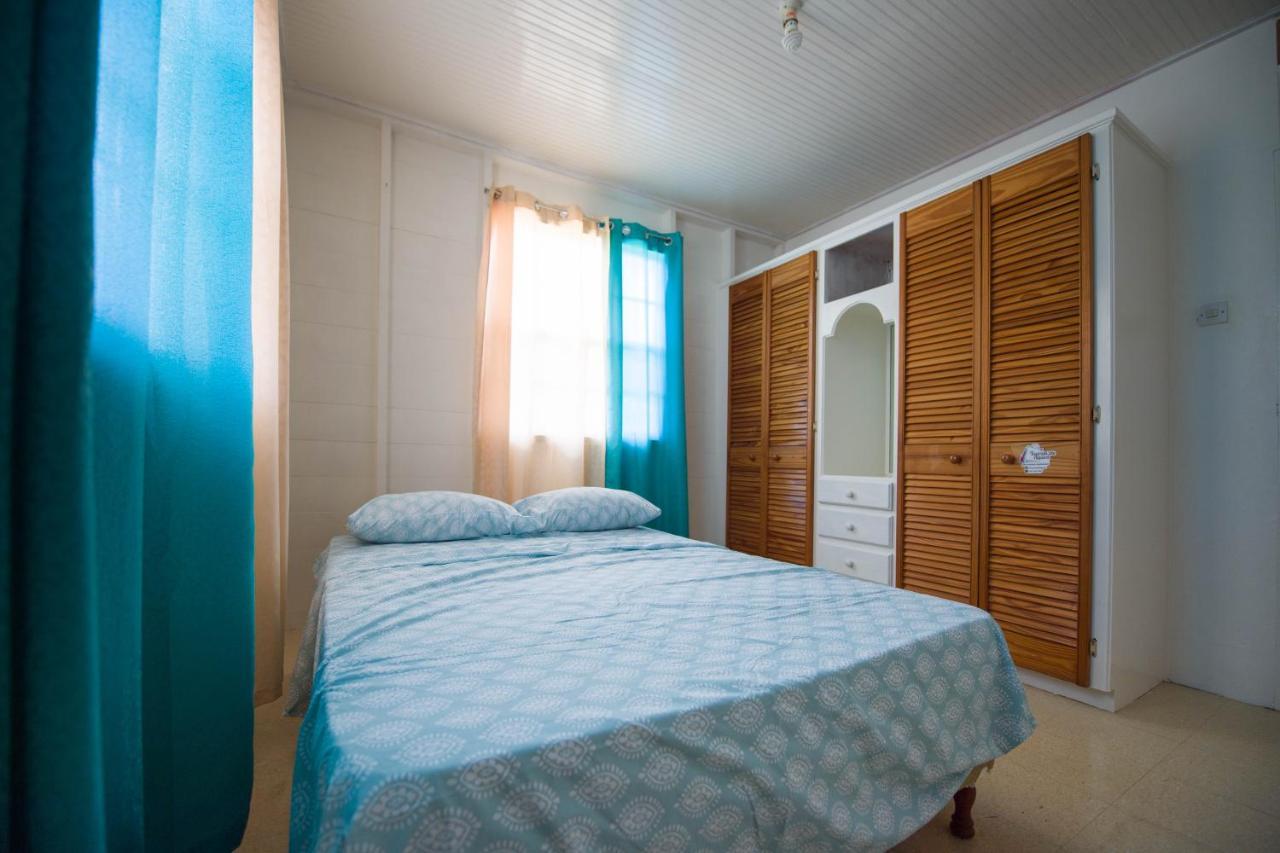 T.Cole'S Holiday Rental Saint James Bagian luar foto